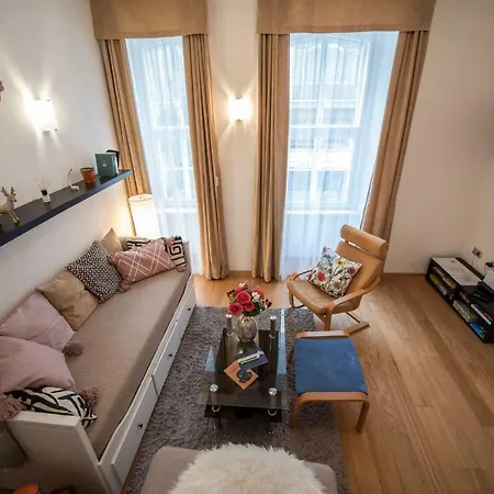 Apartment Kiraly Str Apartman With Free Parking Pecs