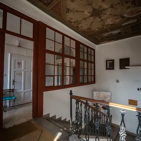 Apartment Kiraly Str Apartman With Free Parking *